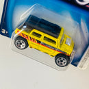 2004 Hot Wheels First Editions Rockster 023 amarillo 5SP Primera Edición