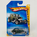 2009 Hot Wheels New Models Custom 42 Jeep CJ-2A verde oliva militar 5SP Primera Edición