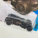 2015 Hot Wheels HW City Batman Arkham Knight Batmobile negro 6SP Primera Edición