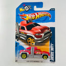 2012 Hot Wheels HW City Works Diesel Duty rojo 5SP
