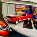2001 Hot Wheels 100% Limited Edition Mustang Monthly Magazine Set de 2 con Llantas de Goma RR - Ford '67 Shelby GT500 y Ford 1965 Shelby GT-350