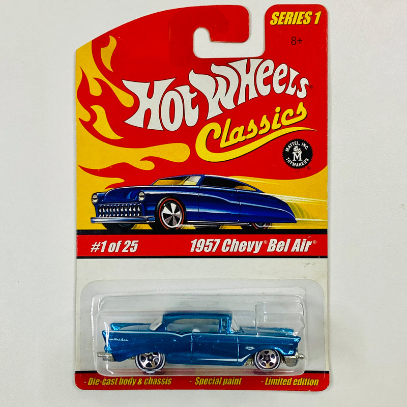 2005 Hot Wheels Classics Series 1 1957 Chevy Bel Air azul spectraflame 5SP base ZAMAC