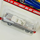 2006 Hot Wheels Classics Series 2 1957 Chevy Bel Air Convertible cromado spectraflame Goodyear 7SP base ZAMAC