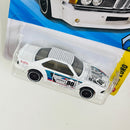 2026 Hot Wheels HW Euro BMW 635 CSi blanco DD8