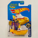 2017 Hot Wheels HW Screen Time The Beatles Yellow Submarine amarillo 5SP