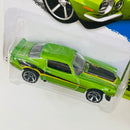 2014 Hot Wheels HW Workshop 70 Camaro Chevrolet verde metálico MC5
