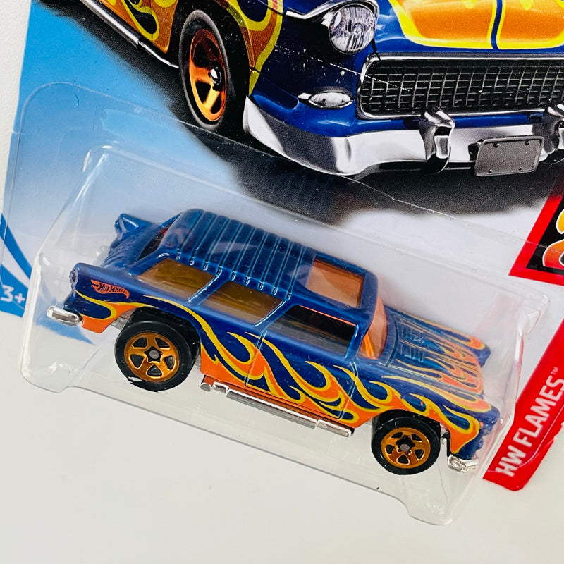 2018 Hot Wheels HW Flames Classic 55 Chevy Nomad azul con flamas 5SP