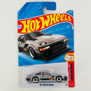 2026 Hot Wheels Then and Now 82 Toyota Supra plata metálico L4