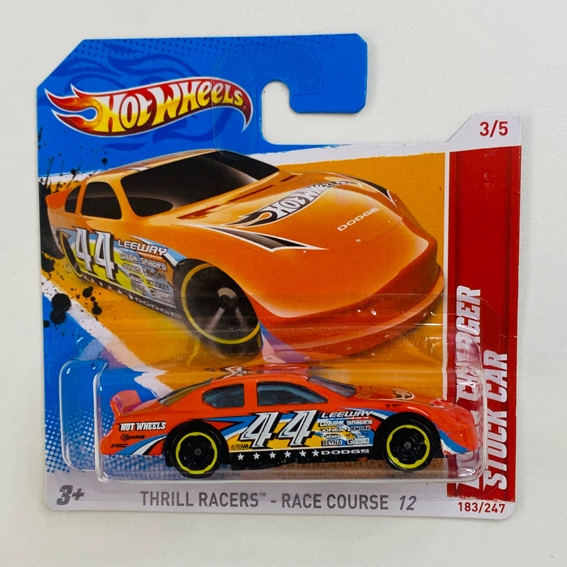 2012 Hot Wheels Thrill Racers Race Course Dodge Charger Stock Car naranja MC5 Blíster Europeo