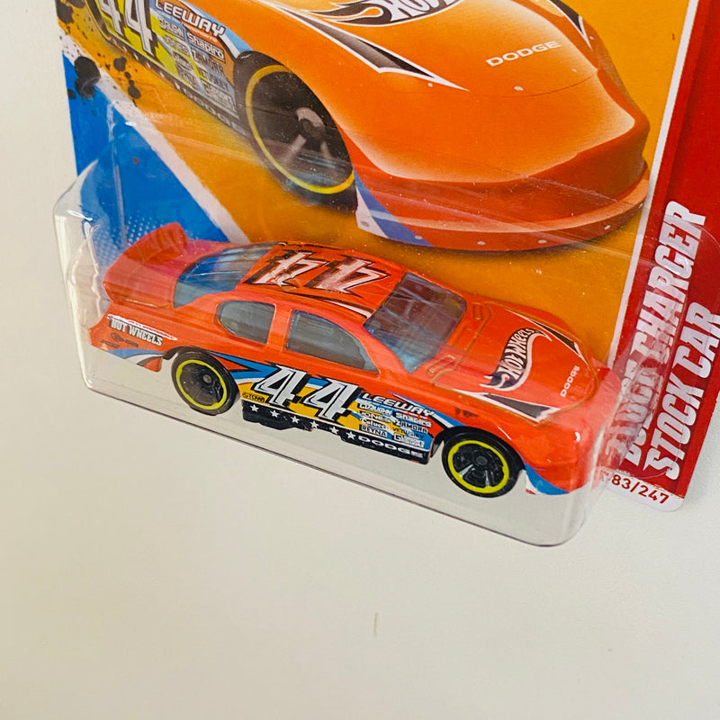 2012 Hot Wheels Thrill Racers Race Course Dodge Charger Stock Car naranja MC5 Blíster Europeo