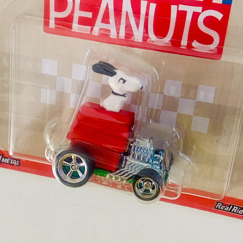2025 Hot Wheels Premium Pop Culture Peanuts Snoopy rojo Llantas de Goma RR