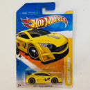 2011 Hot Wheels New Models Renault Megane Trophy amarillo OH5 Primera Edición