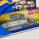 2003 Hot Wheels Pavement Pounders Exclusive Lotus Esprit y camión Future Truck
