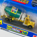 1998 Hot Wheels 24K Plated Gold Haulers Toy R Us 50 Years Forever Fun Cement Truck Camión Mezcladora oro cromado 7SP