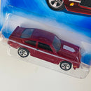 2009 Hot Wheels New Models Chevrolet Custom V-8 Vega rojo 5SP Primera Edición