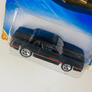 2010 Hot Wheels New Models 86 Chevrolet Monte Carlo SS negro 5SP Primera Edición