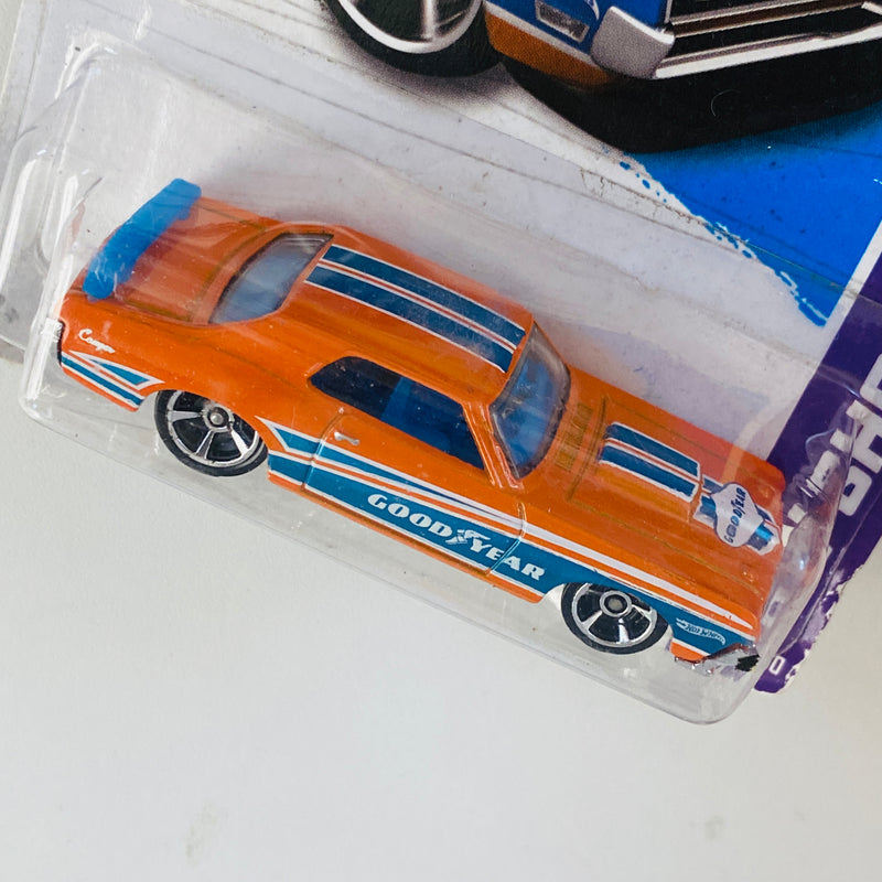 2014 Hot Wheels HW Showroom Goodyear 69 Mercury Cougar Eliminator naranja OH5 - Detalle Burbuja