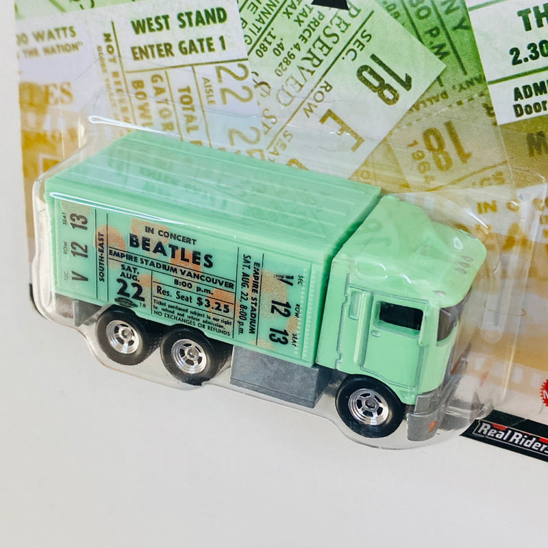 2024 Hot Wheels Premium Pop Culture The Beatles Hiway Hauler verde Llantas de Goma RR base ZAMAC