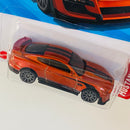 2025 Hot Wheels Mustang 60th Anniversary 2020 Ford Mustang Shelby GT500 naranja metálico 10SP