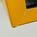 2023 M2 Machines Pikcup Trucks 78 Limited Edition 1/8,250 1978 Dodge Adventurer 150 R83 amarillo Llantas de Goma - Detalle Empaque