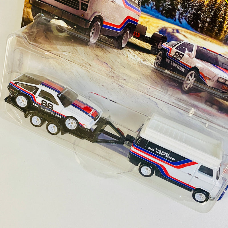 2025 Hot Wheels Premium Car Culture Team Transport DMC DeLorean en Trailer y HW Rally Hauler con Llantas de Goma RR