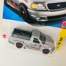 2024 Hot Wheels Factory Sealed HW The 90s 99 Ford F-150 SVT Lightning plata MC5