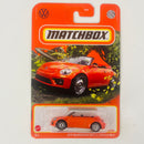 2022 Matchbox MBX Highway 2019 Volkswagen Beetle Convertible naranja metálico