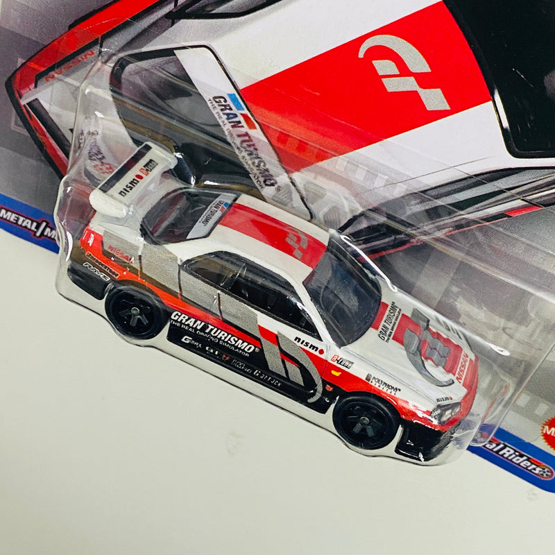 2025 Hot Wheels Premium Pop Culture Gran Turismo 7 Nissan Skyline GT-R BNR34 blanco Llantas de Goma RR