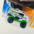 2012 Hot Wheels New Models Monster Dairy Delivery blanco 6SP Primera Edición