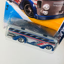 2012 Hot Wheels HW City Works Surfin School Bus gris metálico 5SP