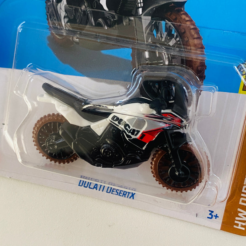 2024 Hot Wheels HW Drift Ducati DesertX blanco ORMC