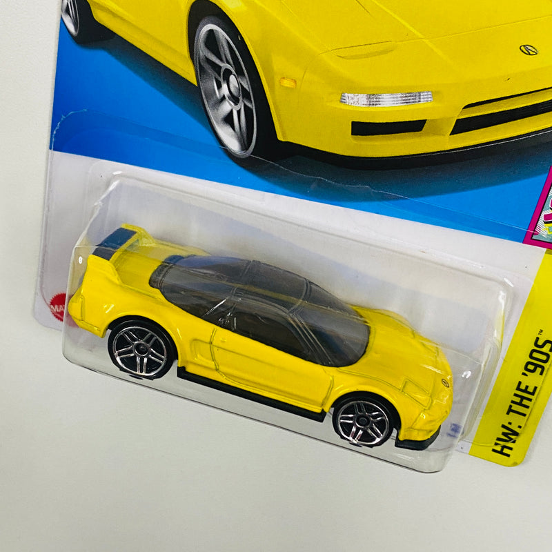 2024 Hot Wheels HW The 90s 90 Acura NSX amarillo PR5