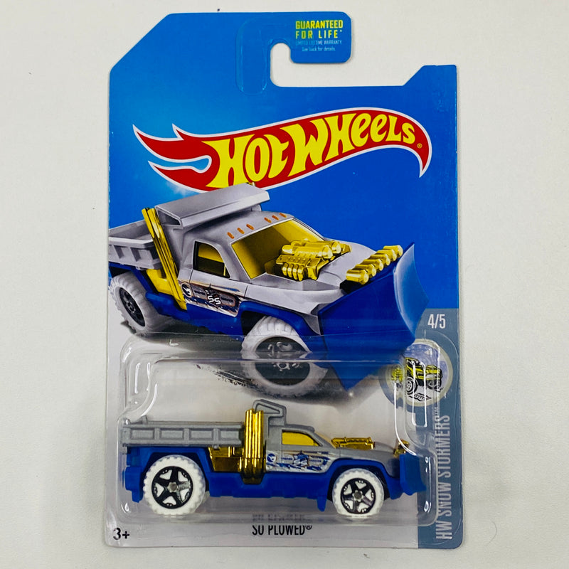 2017 Hot Wheels Treasure Hunt HW Snow Stormers So Plowed gris con azul 5SP