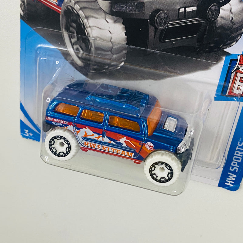 2018 Hot Wheels Treasure Hunt HW Sports Rockster azul BLOR Tarjeta Internacional