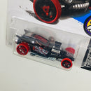 2017 Hot Wheels Treasure Hunt Fright Cars Fangula negro OH5 con SK5 base ZAMAC