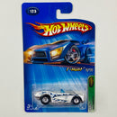 2005 Hot Wheels Treasure Hunt T-Hunt 1958 Corvette blanco con flamas Llantas de Goma RR