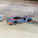2022 Hot Wheels Premium Car Culture Ford GT 2 Pack Set de 2 - Castrol 16 Ford GT Race y Eco Boost 16 Ford GT Race con Llantas de Goma RR
