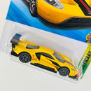 2026 Hot Wheels Treasure Hunt Exoticars 2016 Ford GT Race amarillo 10SP