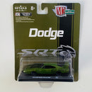 2019 M2 Machines Auto-Drivers Limited Edition 1/4,875 SRT 1969 Dodge Charger Daytona HEMI R65 verde Llantas de Goma