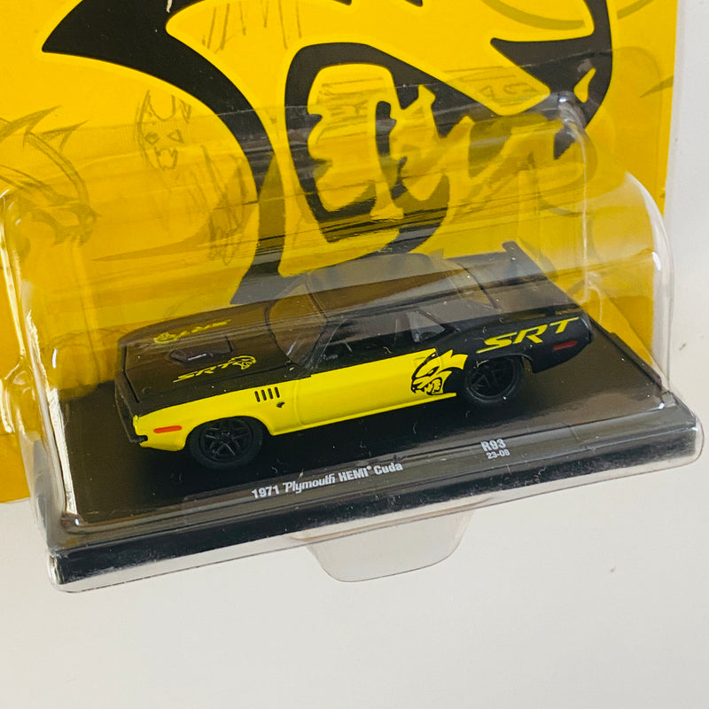 2023 M2 Machines Auto-Drivers Limited Edition 1/9,600 SRT Hellcat 1971 Plymouth HEMI Cuda R93 negro con amarillo Llantas de Goma