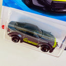 2025 Hot Wheels Legends Tour Winner HW Dream Garage Mazda MX-5 Miata gris metálico L4 Primera Edición
