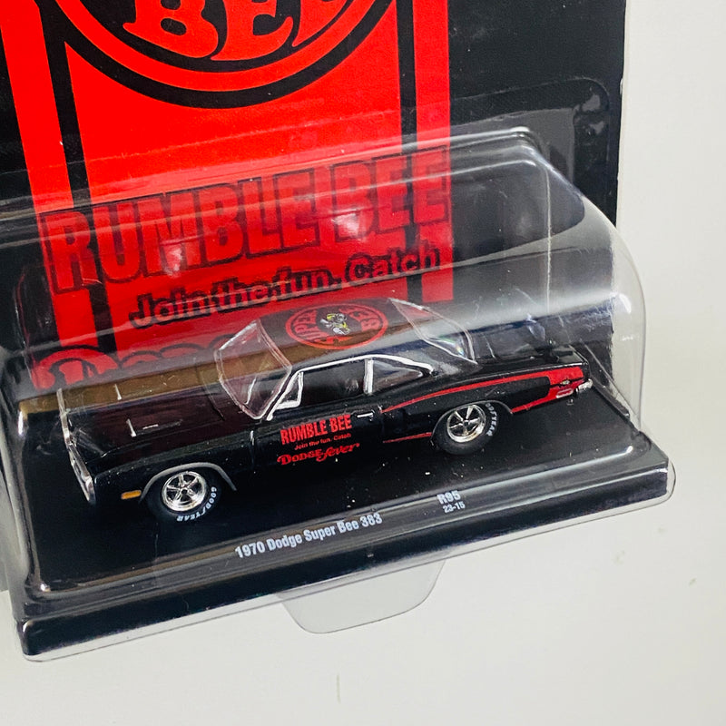 2023 M2 Machines Auto-Drivers Limited Edition 1/9,600 1970 Dodge Super Bee 383 R95 negro con rojo Llantas de Goma