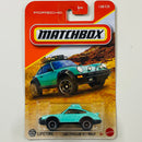 2025 Matchbox MBX Adventure 1985 Porsche 911 Rally turquesa