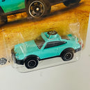 2025 Matchbox MBX Adventure 1985 Porsche 911 Rally turquesa