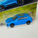 2025 Matchbox Porsche Macan azul