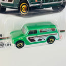 2024 Hot Wheels Candy Series Junior Mints Austin Mini Van verde
