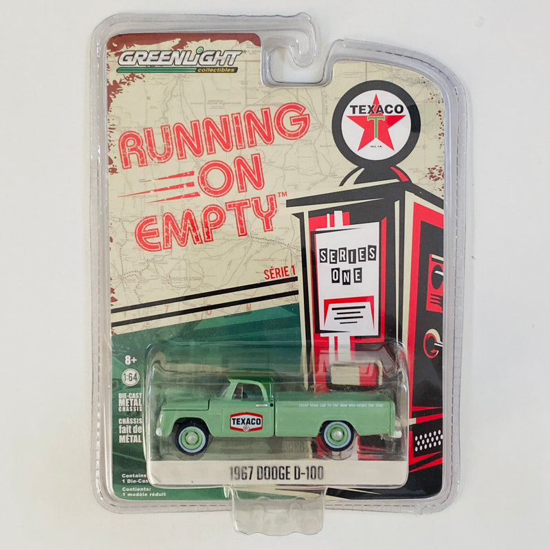 2016 Greenlight Running on Empty Texaco 1967 Dodge D-100 verde Llantas de Goma