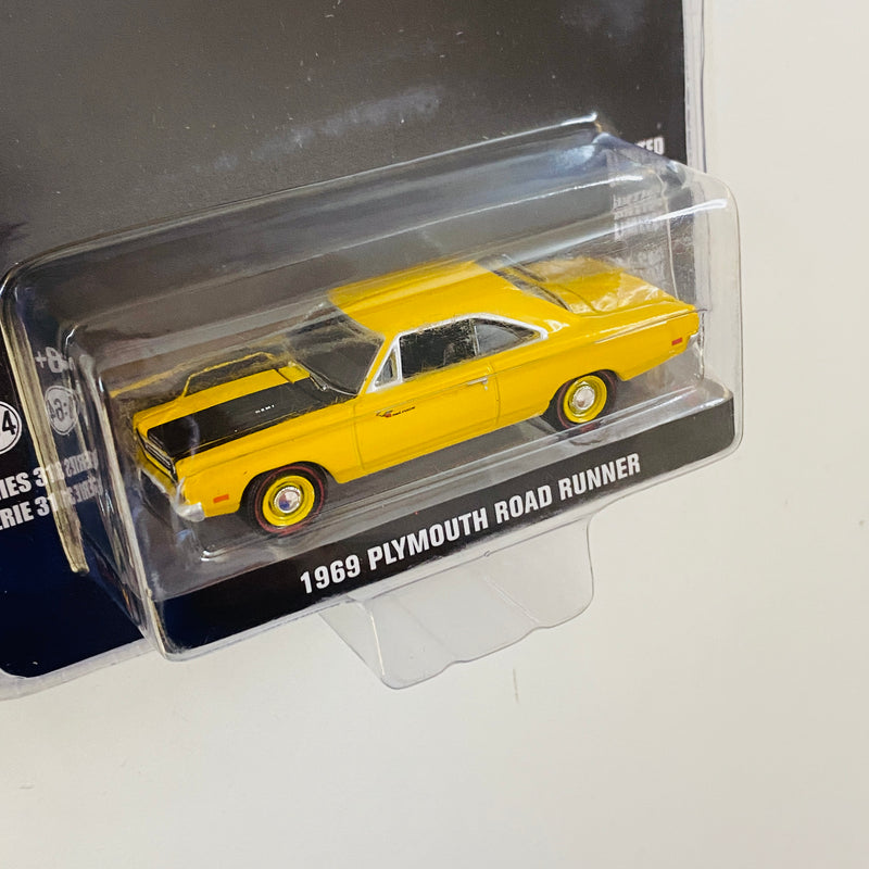 2021 Greenlight Hollywood Limited Edition History Pawn Stars El Precio de la Historia 1969 Plymouth Road Runner amarillo Llantas de Goma