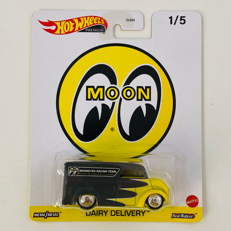 2023 Hot Wheels Premium Pop Culture Speed Shop Mooneyes Dairy Delivery negro con amarillo Llantas de Goma RR base ZAMAC