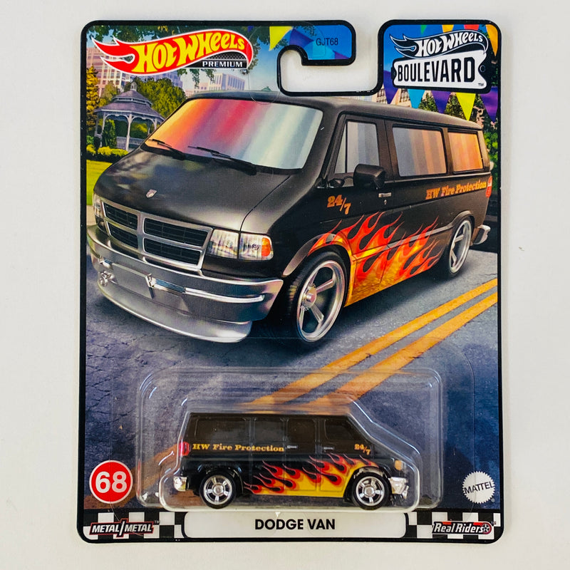 2023 Hot Wheels Premium Boulevard Dodge Van negro con flamas Llantas de Goma RR